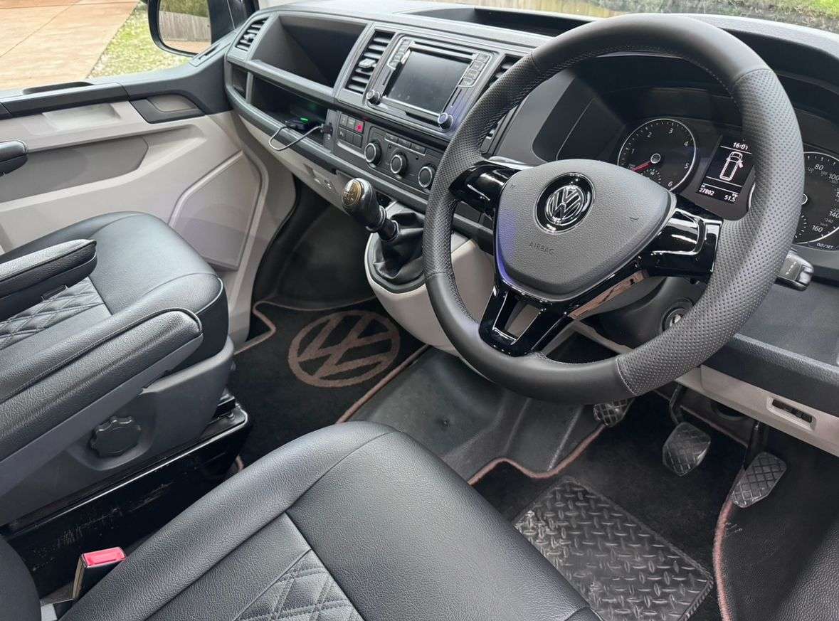 null VOLKSWAGEN TRANSPORTER null VOLKSWAGEN TRANSPORTER