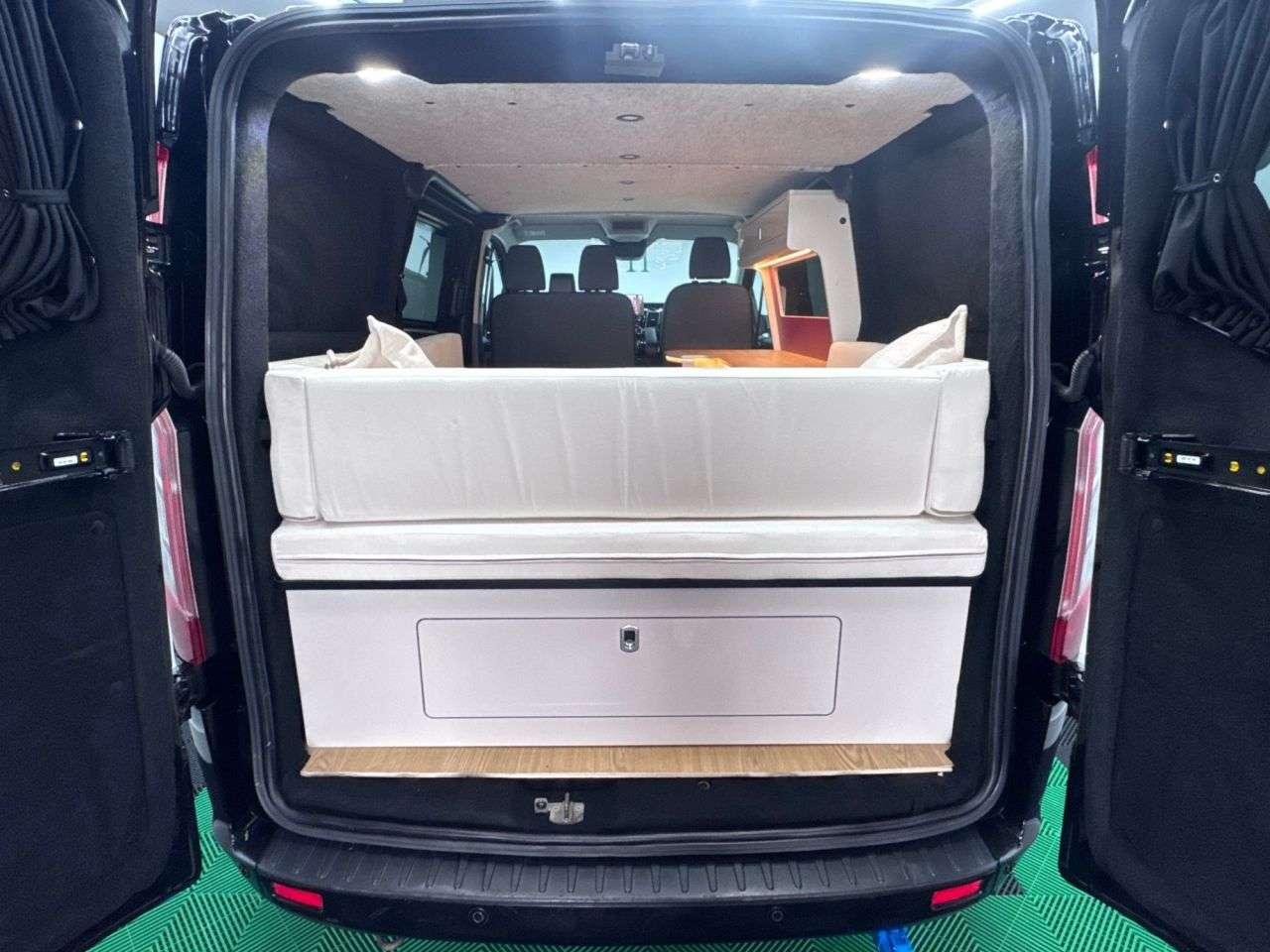 null FORD TRANSIT CUSTOM null FORD TRANSIT CUSTOM