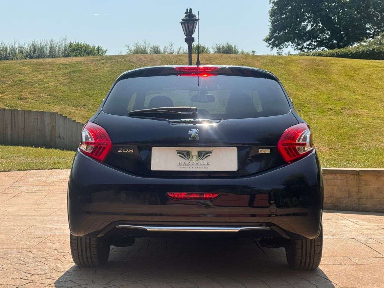 2014 PEUGEOT 208 2014 PEUGEOT 208