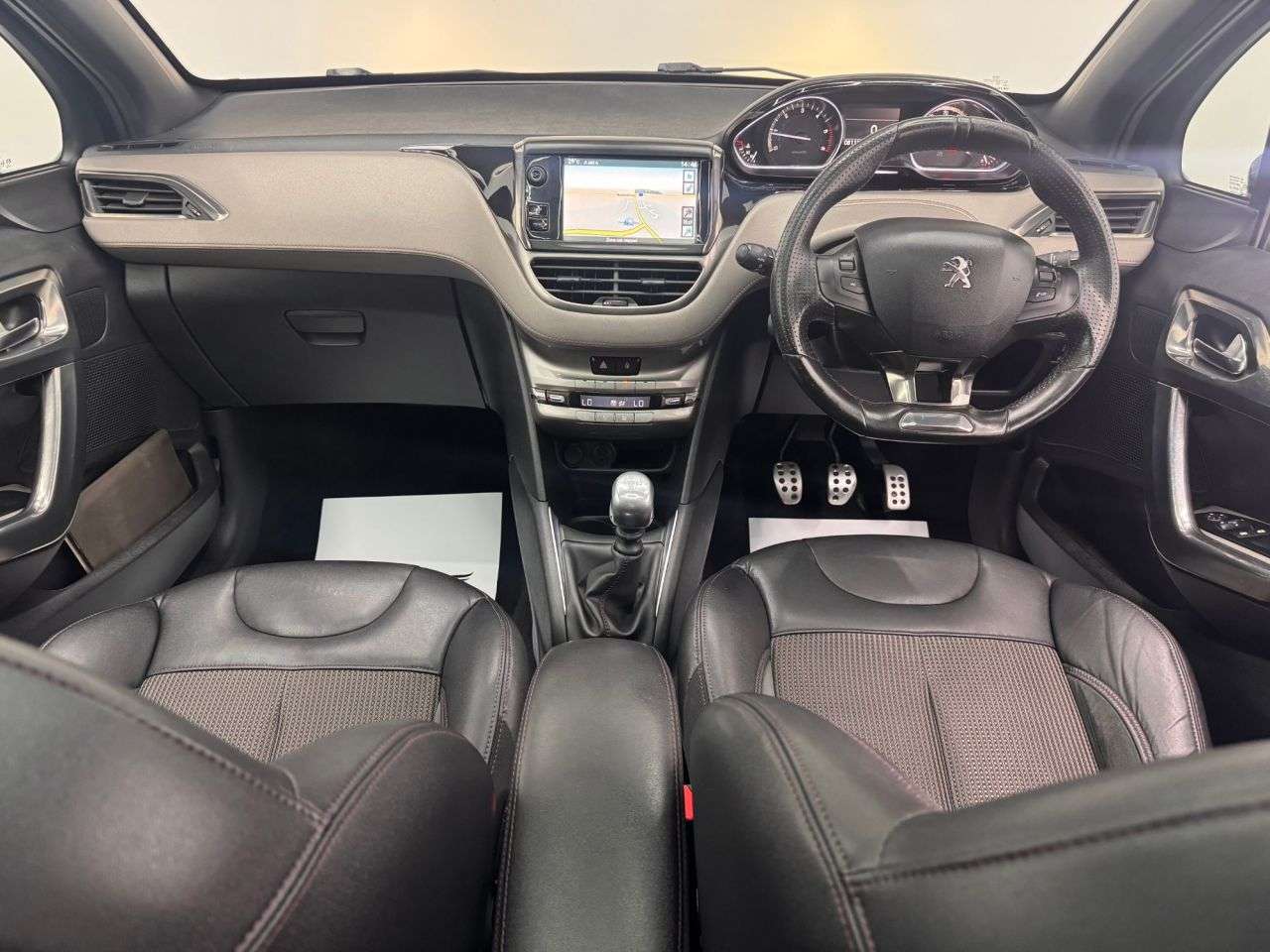 2014 PEUGEOT 208 2014 PEUGEOT 208