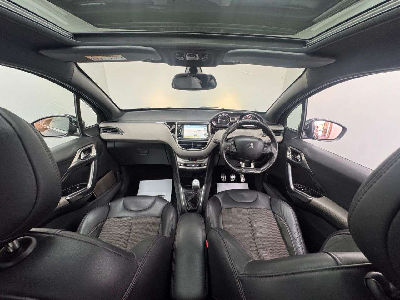 2014 PEUGEOT 208 2014 PEUGEOT 208