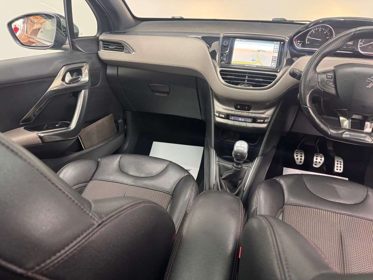 2014 PEUGEOT 208 2014 PEUGEOT 208