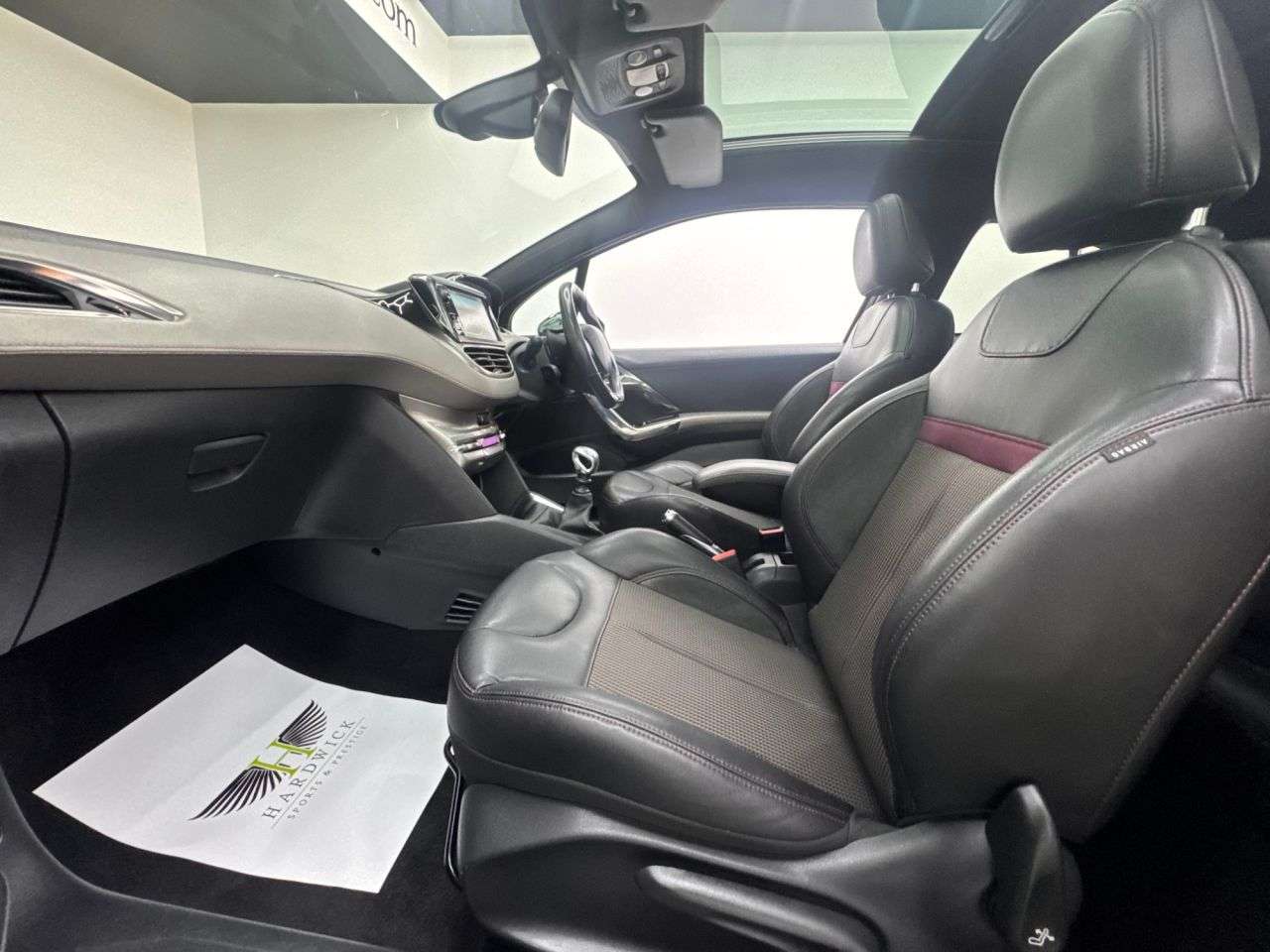 2014 PEUGEOT 208 2014 PEUGEOT 208