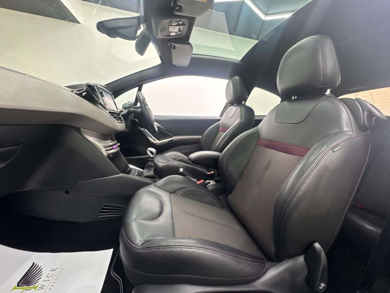 2014 PEUGEOT 208 2014 PEUGEOT 208