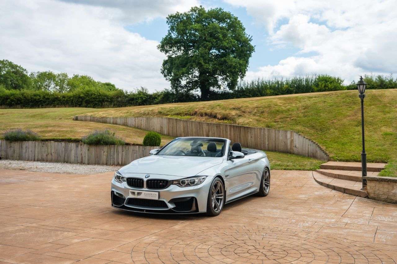 null BMW M4 null BMW M4