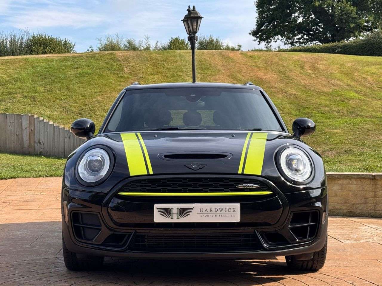 2017 MINI CLUBMAN 2017 MINI CLUBMAN