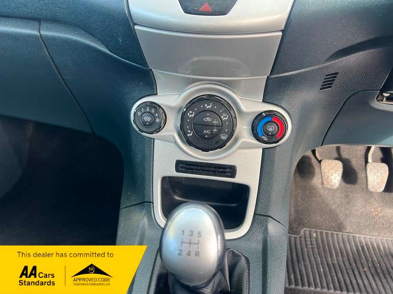 2011 FORD FIESTA 2011 FORD FIESTA