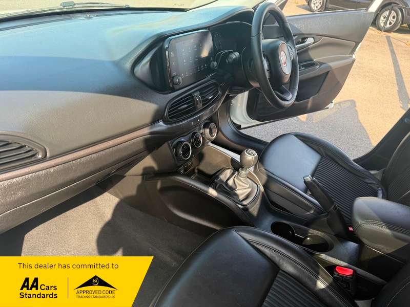 2021 FIAT TIPO 2021 FIAT TIPO