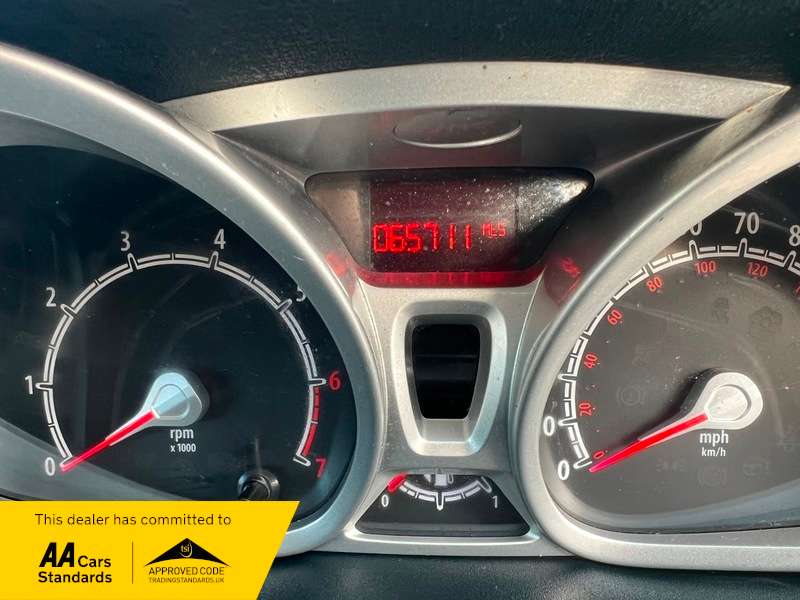 2011 FORD FIESTA 2011 FORD FIESTA