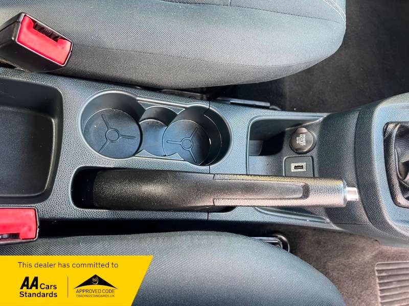 2011 FORD FIESTA 2011 FORD FIESTA