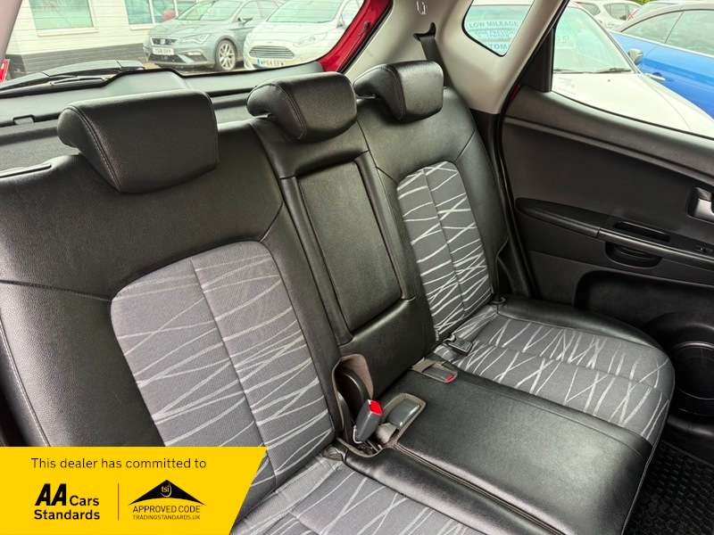 2017 KIA VENGA 2017 KIA VENGA