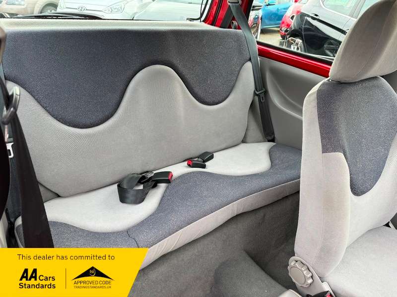 2000 NISSAN MICRA 2000 NISSAN MICRA