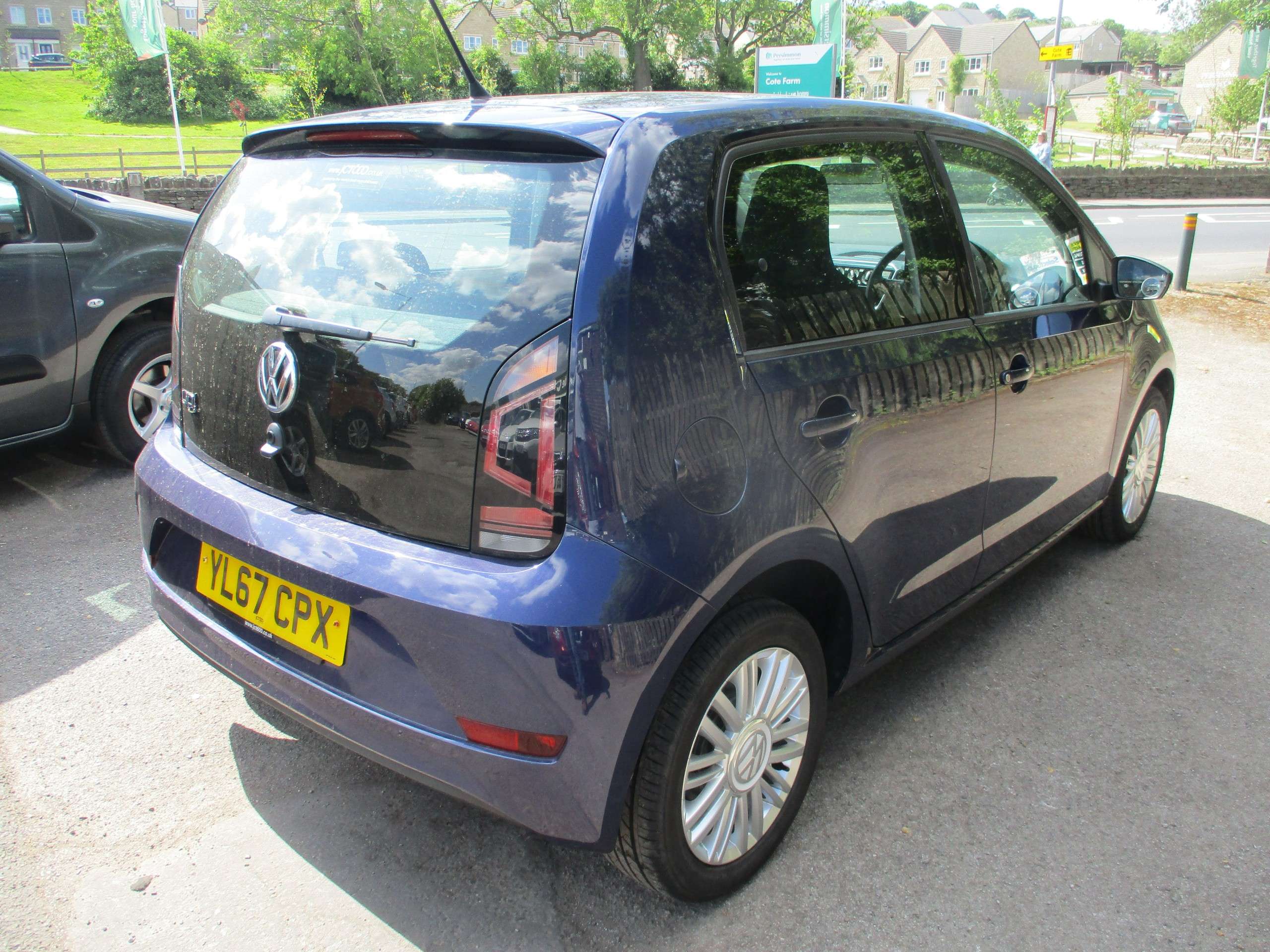 2017 VOLKSWAGEN UP! 2017 VOLKSWAGEN UP!