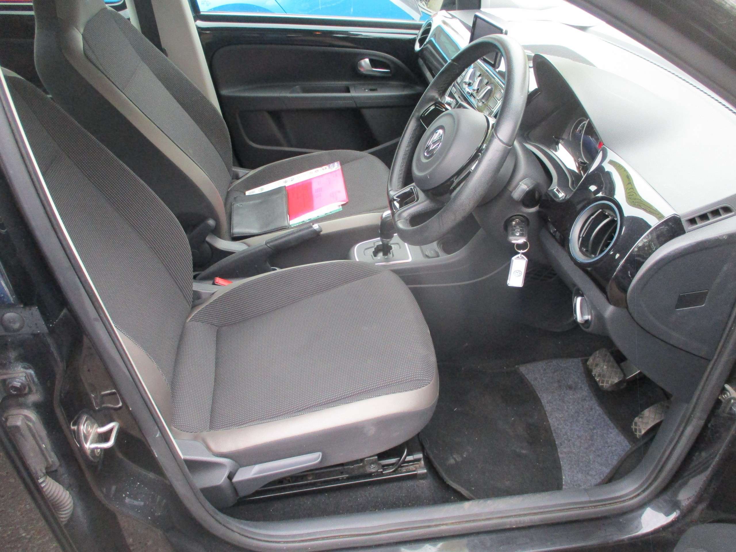 2014 VOLKSWAGEN UP! 2014 VOLKSWAGEN UP!