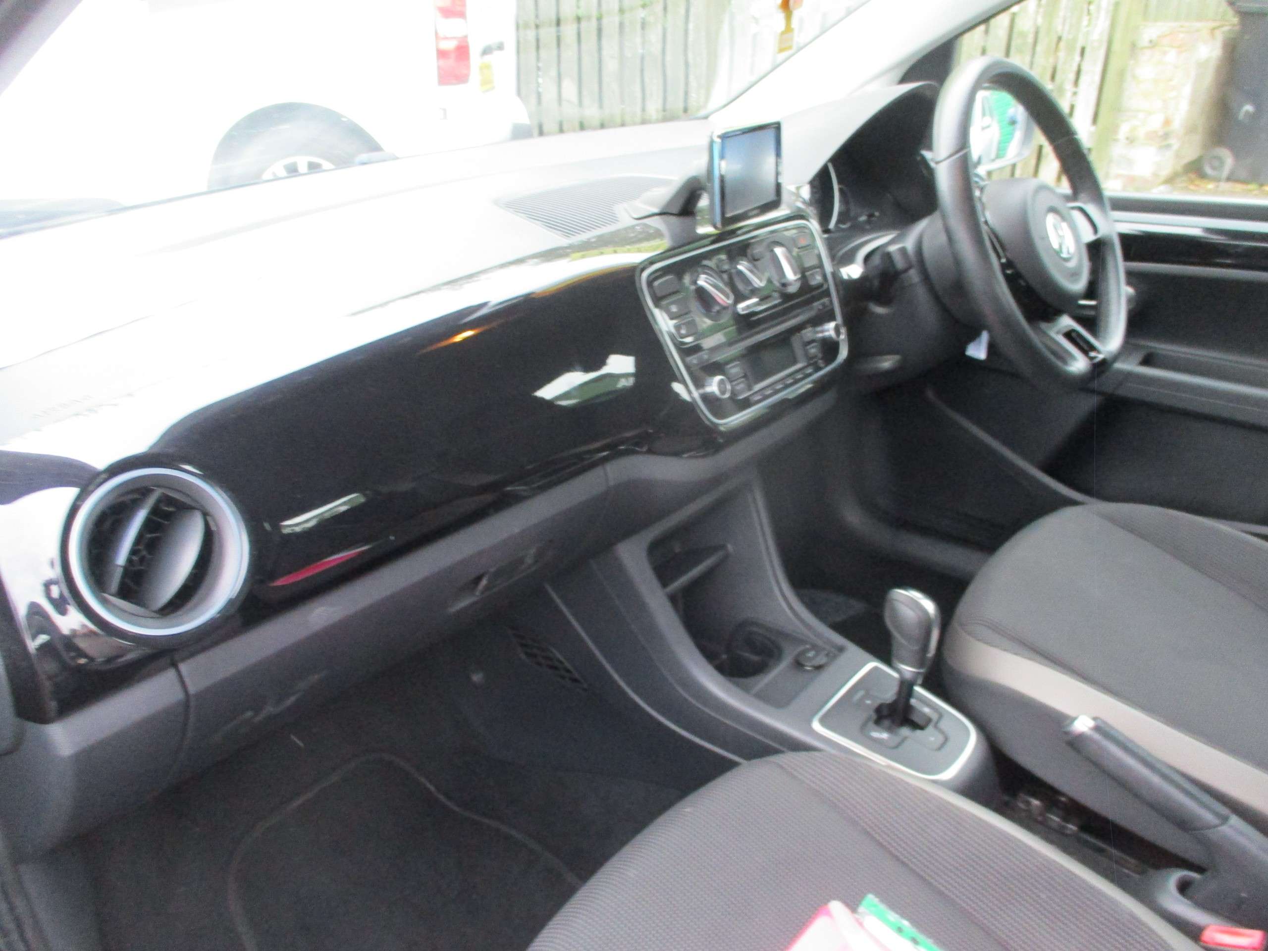 2014 VOLKSWAGEN UP! 2014 VOLKSWAGEN UP!