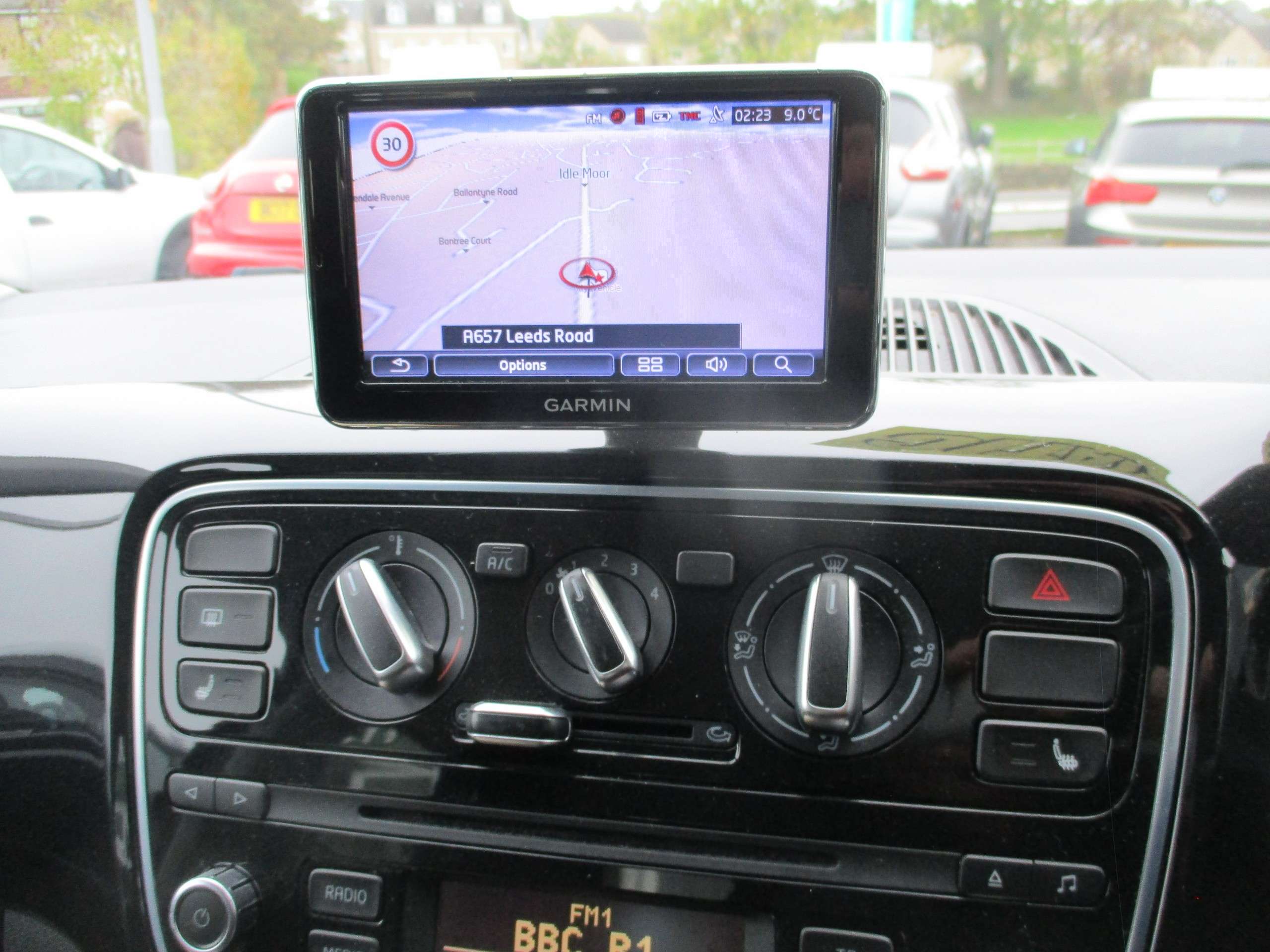 2014 VOLKSWAGEN UP! 2014 VOLKSWAGEN UP!