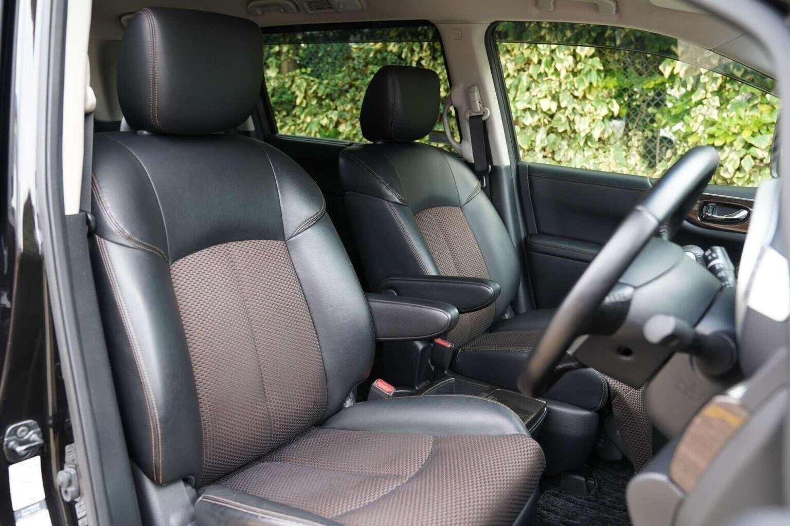 2011 NISSAN ELGRAND 2011 NISSAN ELGRAND