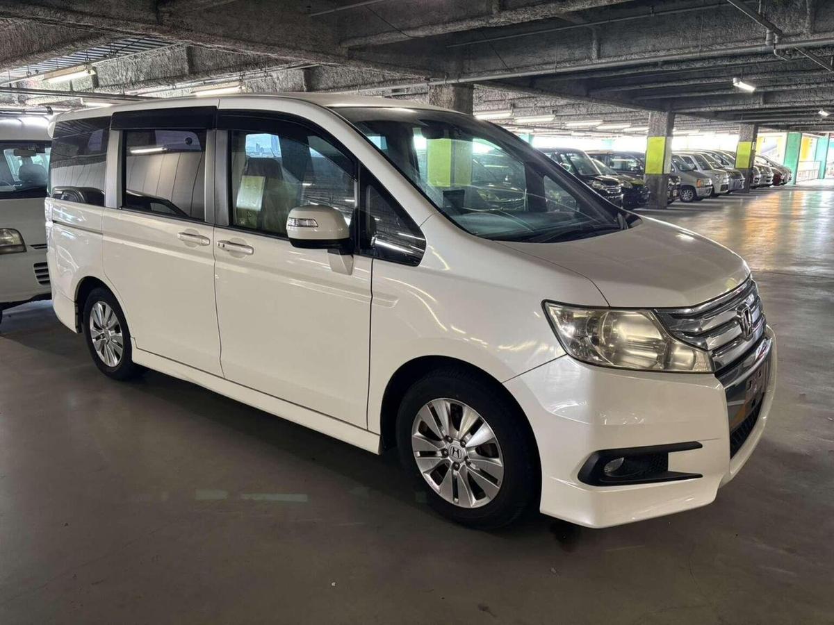 Check out this Honda Stepwagon 2011 Petrol Automatic