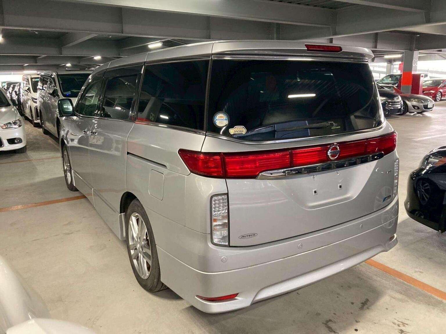 2013 NISSAN ELGRAND 2013 NISSAN ELGRAND