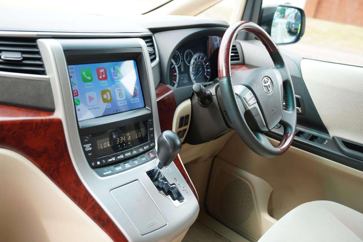 2010 TOYOTA ALPHARD 2010 TOYOTA ALPHARD