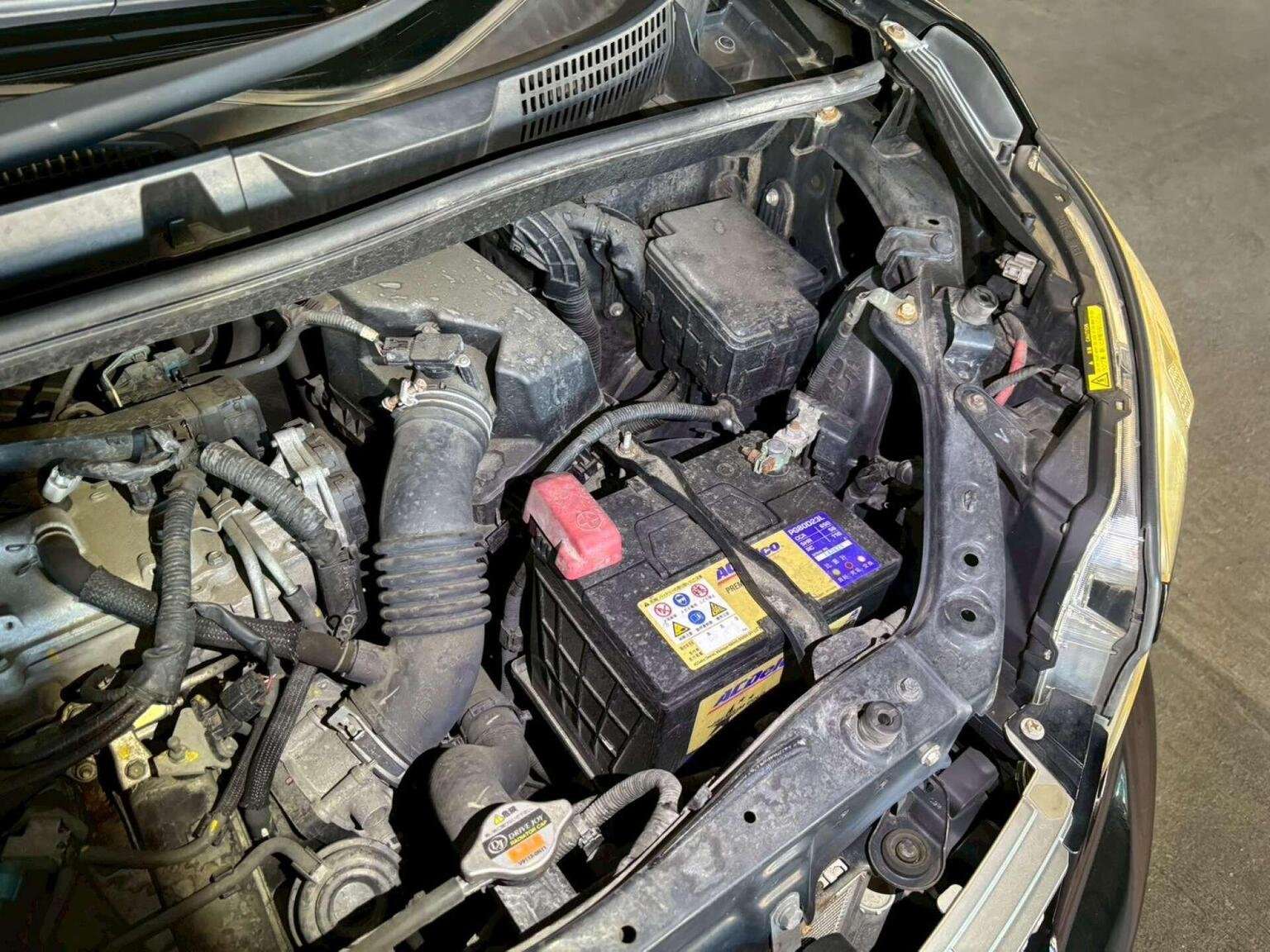 2012 TOYOTA VOXY 2012 TOYOTA VOXY