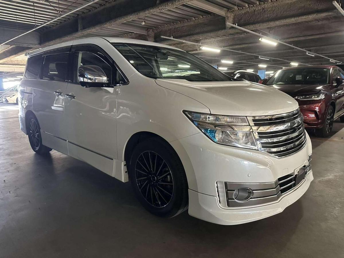 Check out this Nissan Elgrand 2010 Petrol Automatic