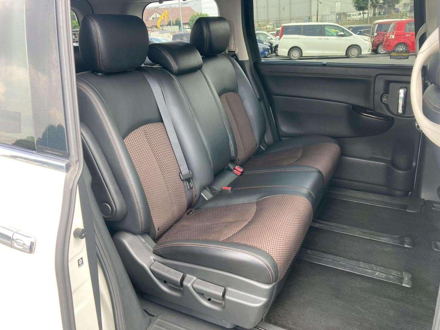 2010 NISSAN ELGRAND 2010 NISSAN ELGRAND