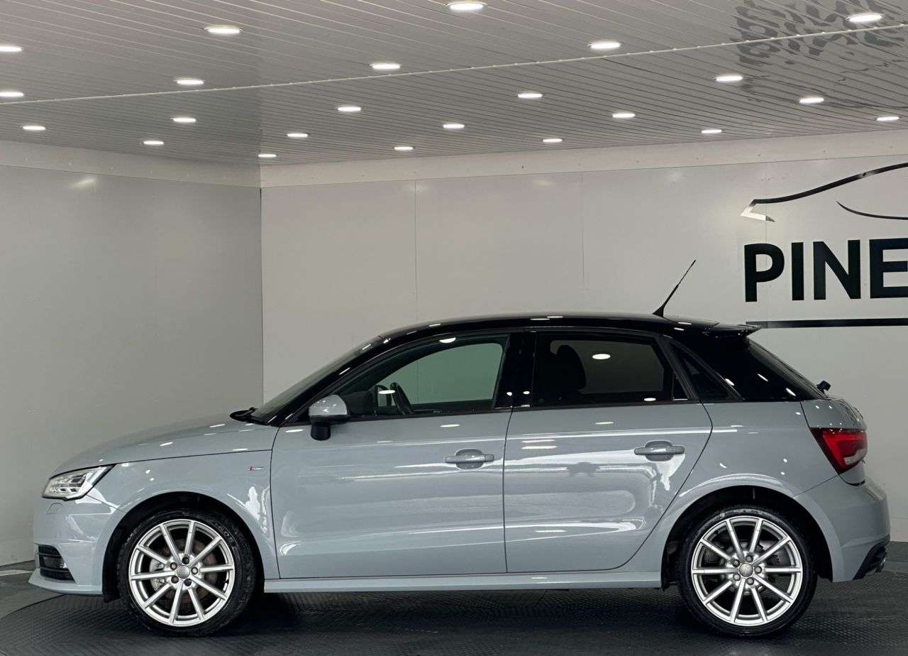 2017 AUDI A1 2017 AUDI A1