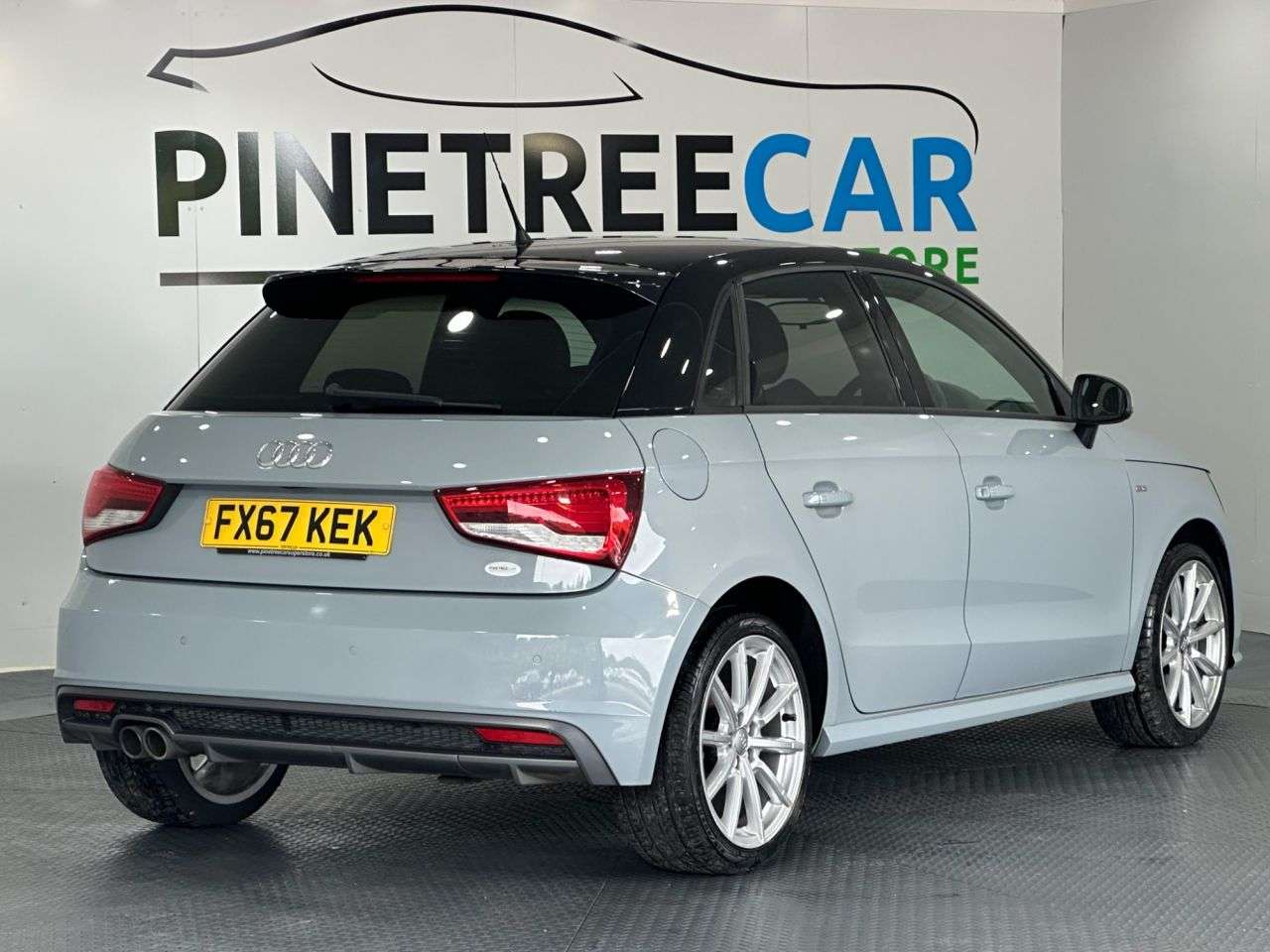 2017 AUDI A1 2017 AUDI A1