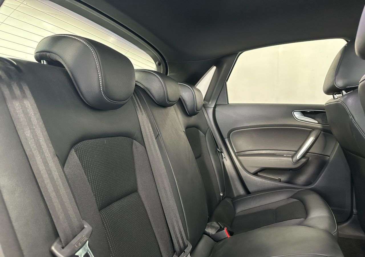 2017 AUDI A1 2017 AUDI A1