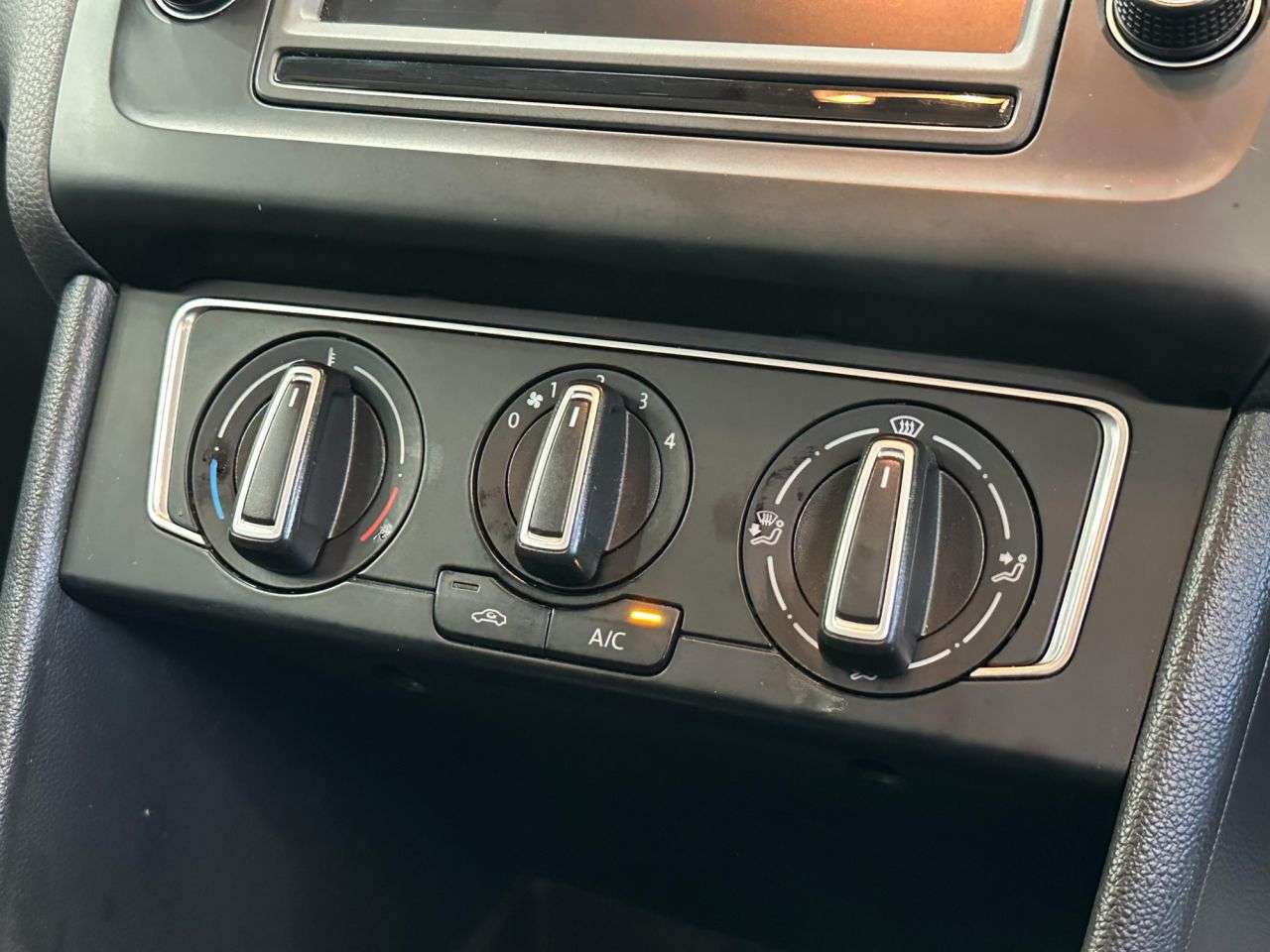 2015 VOLKSWAGEN POLO 2015 VOLKSWAGEN POLO