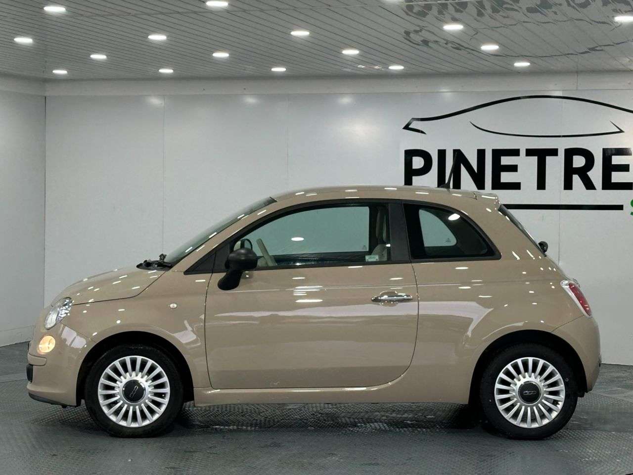 2014 FIAT 500 2014 FIAT 500