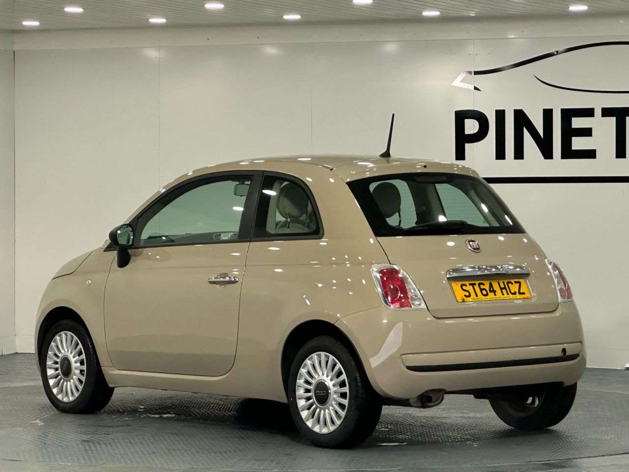 2014 FIAT 500 2014 FIAT 500