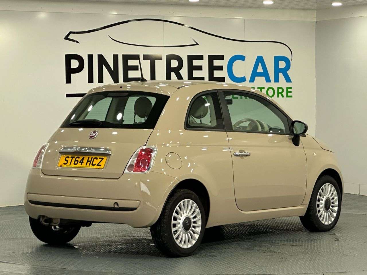 2014 FIAT 500 2014 FIAT 500