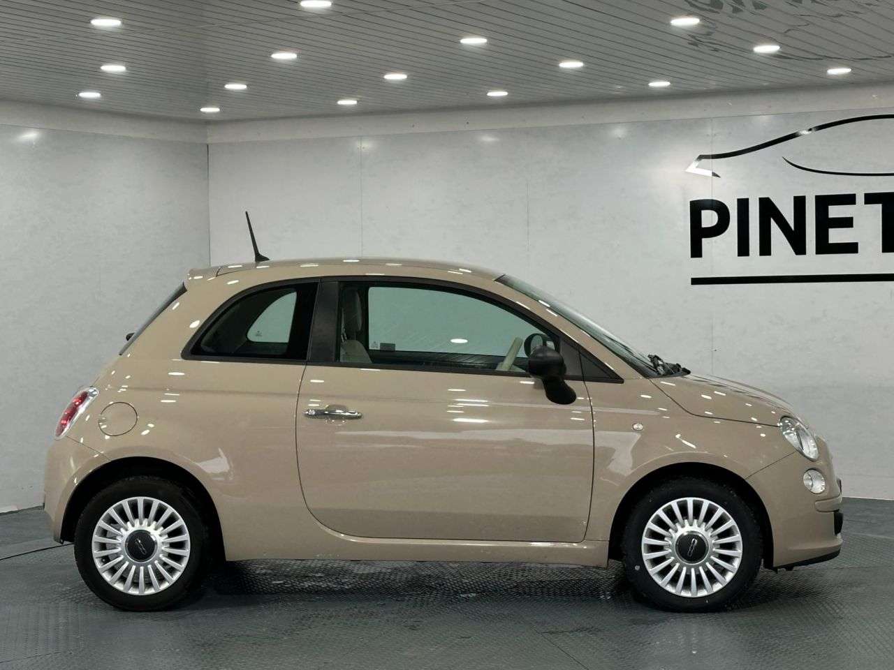 2014 FIAT 500 2014 FIAT 500