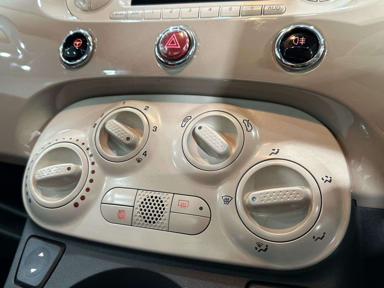 2014 FIAT 500 2014 FIAT 500