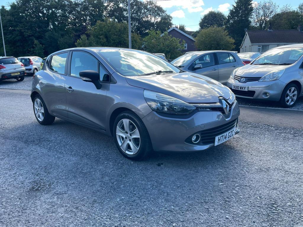 Check out this Renault Clio 2014 Petrol Manual
