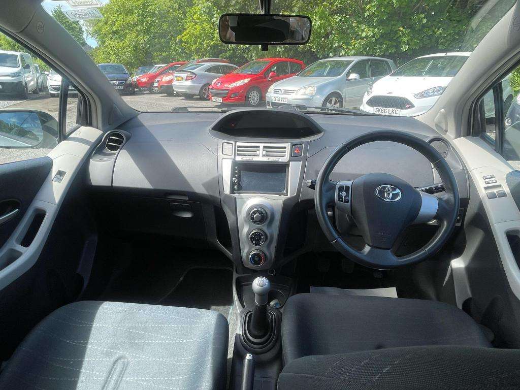 2009 TOYOTA YARIS 2009 TOYOTA YARIS