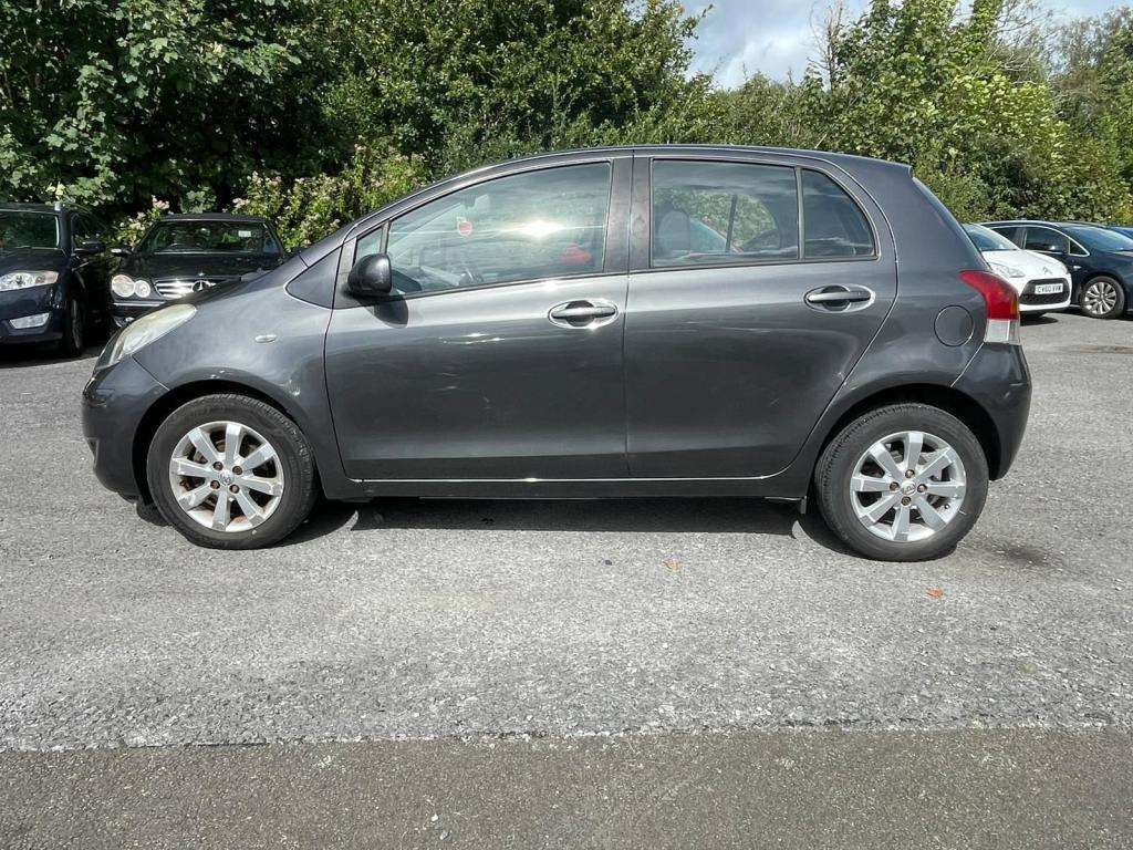 2009 TOYOTA YARIS 2009 TOYOTA YARIS