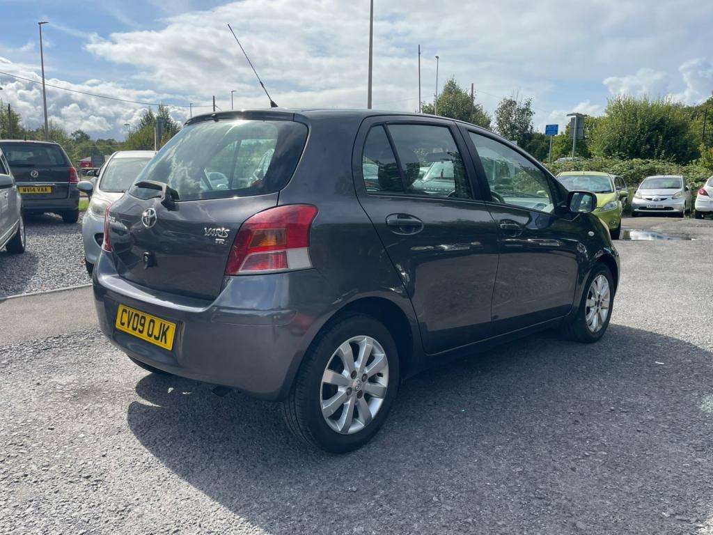 2009 TOYOTA YARIS 2009 TOYOTA YARIS