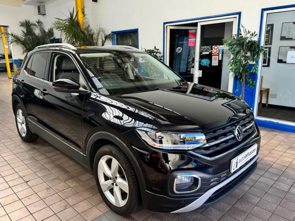 Check out this Volkswagen T-cross 2021 Petrol Automatic