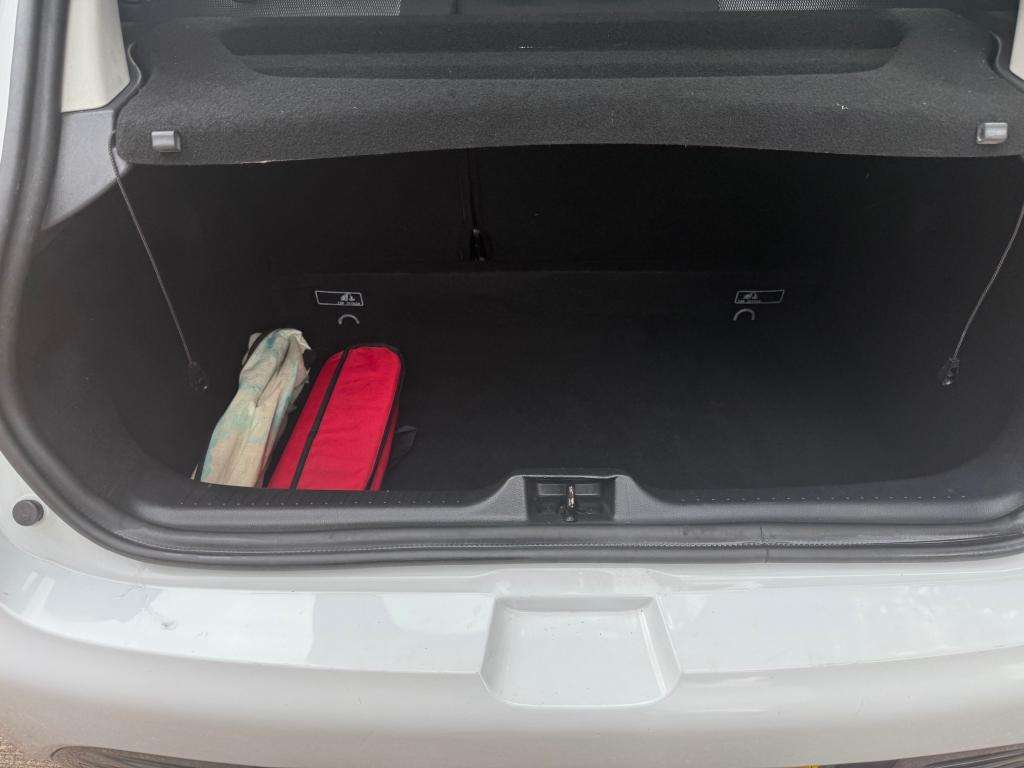 2017 RENAULT CLIO 2017 RENAULT CLIO