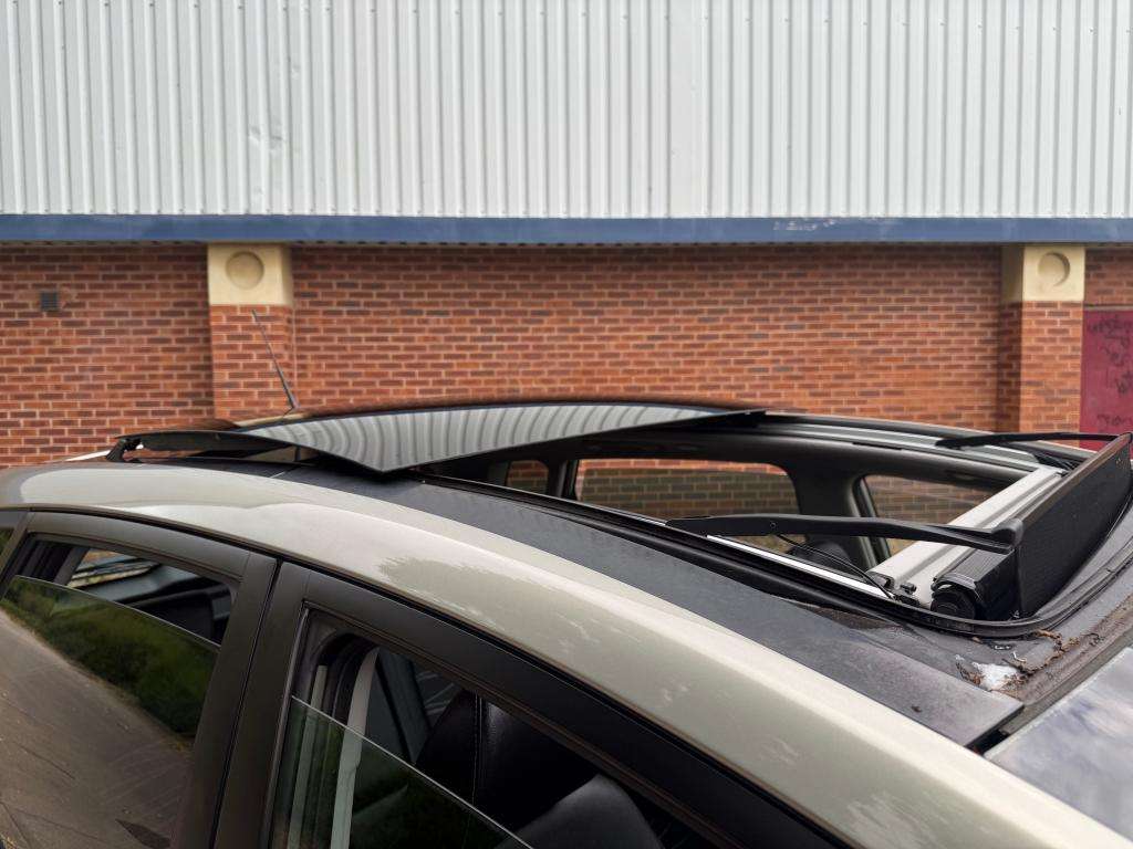 2014 KIA VENGA 2014 KIA VENGA