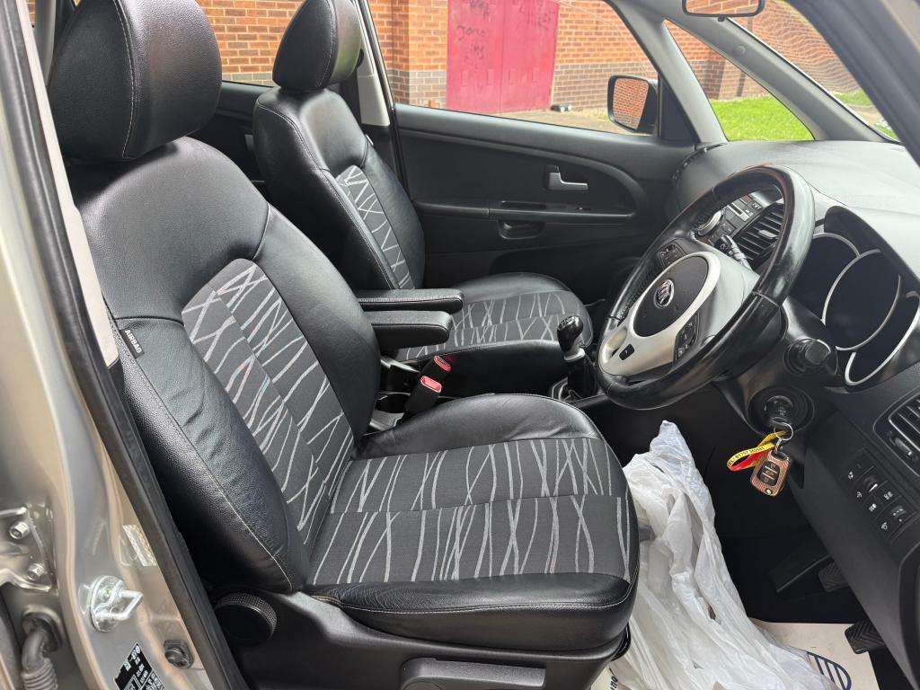 2014 KIA VENGA 2014 KIA VENGA