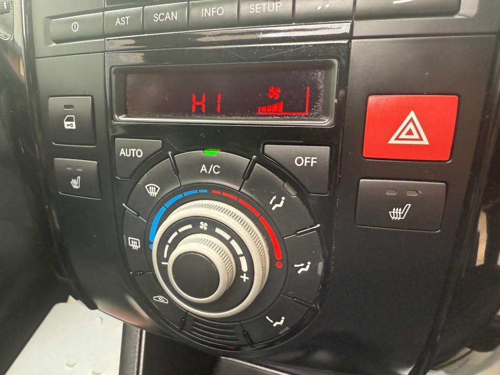 2014 KIA VENGA 2014 KIA VENGA