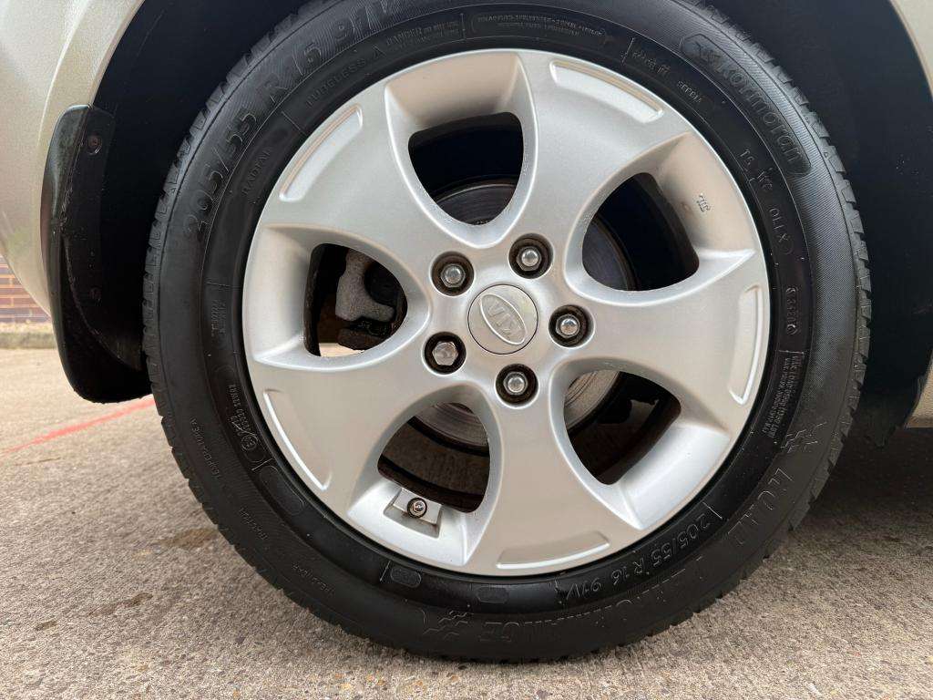 2014 KIA VENGA 2014 KIA VENGA