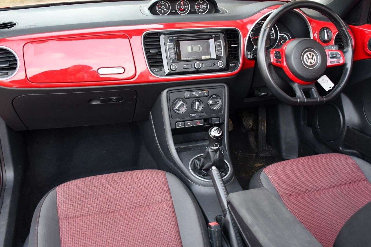 2014 VOLKSWAGEN BEETLE 2014 VOLKSWAGEN BEETLE