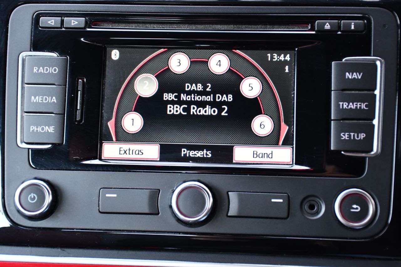 2014 VOLKSWAGEN BEETLE 2014 VOLKSWAGEN BEETLE