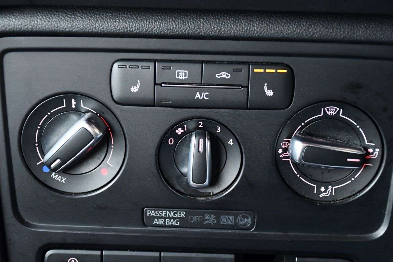 2014 VOLKSWAGEN BEETLE 2014 VOLKSWAGEN BEETLE