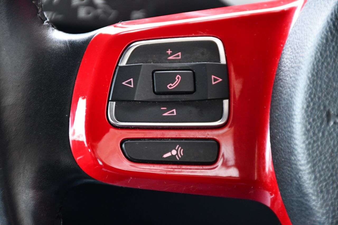 2014 VOLKSWAGEN BEETLE 2014 VOLKSWAGEN BEETLE